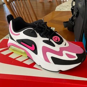 Women Air Max 200